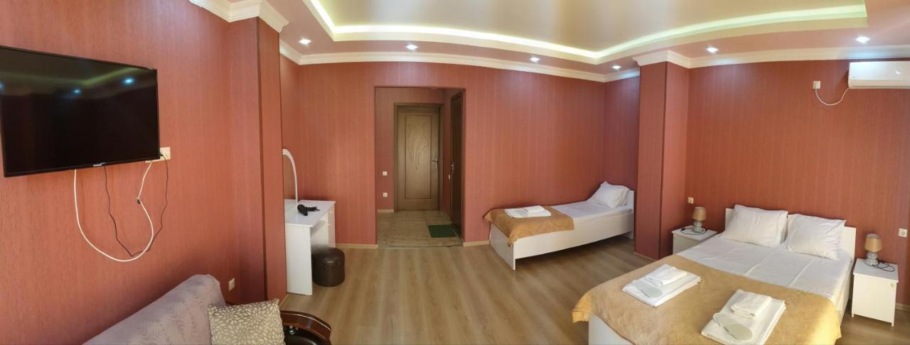 Hotel Bellmar Kobuleti Extérieur photo