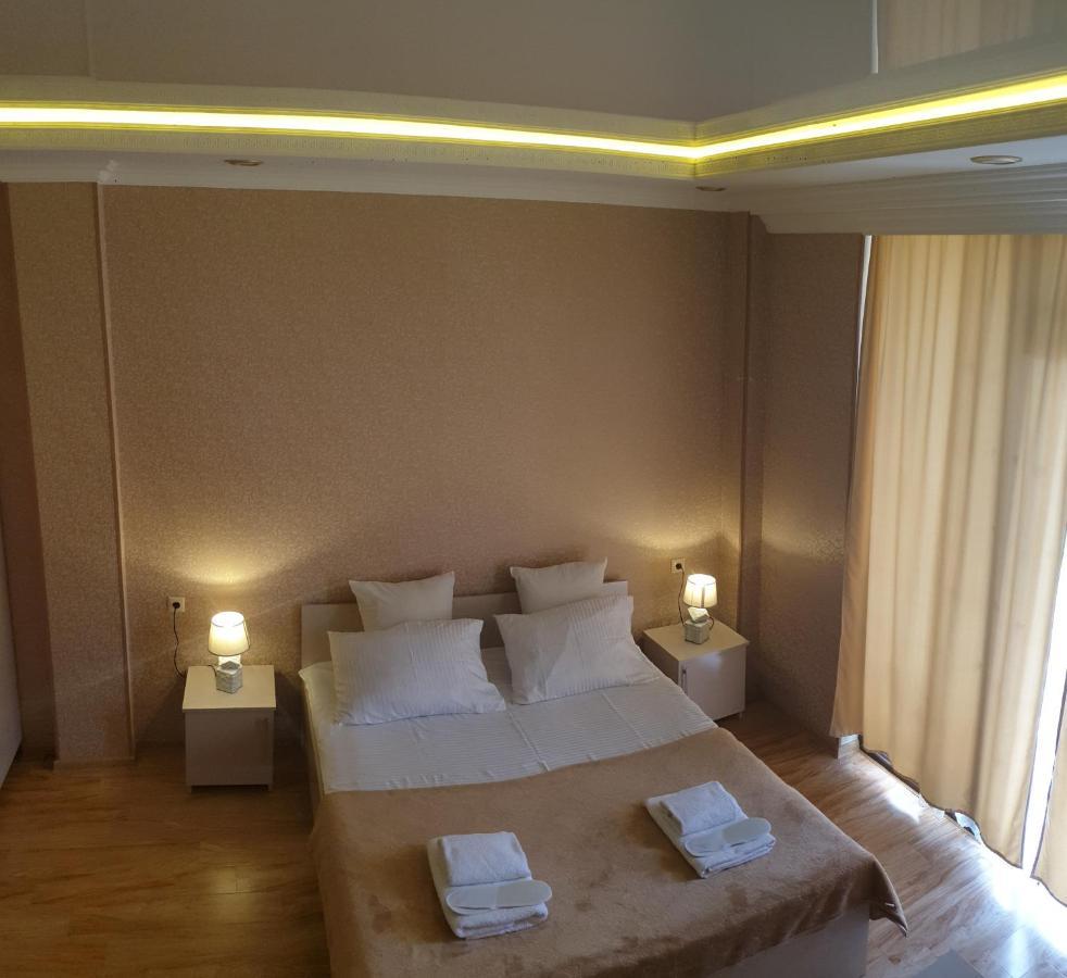 Hotel Bellmar Kobuleti Extérieur photo